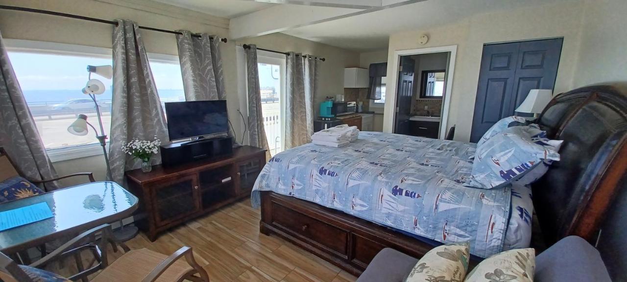 Breakers By The Sea Motel Hampton Exterior photo