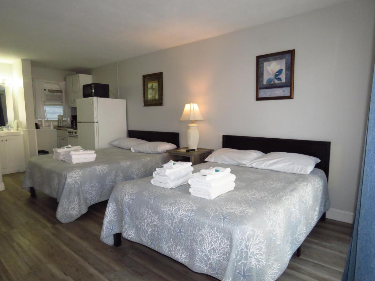 Breakers By The Sea Motel Hampton Exterior photo