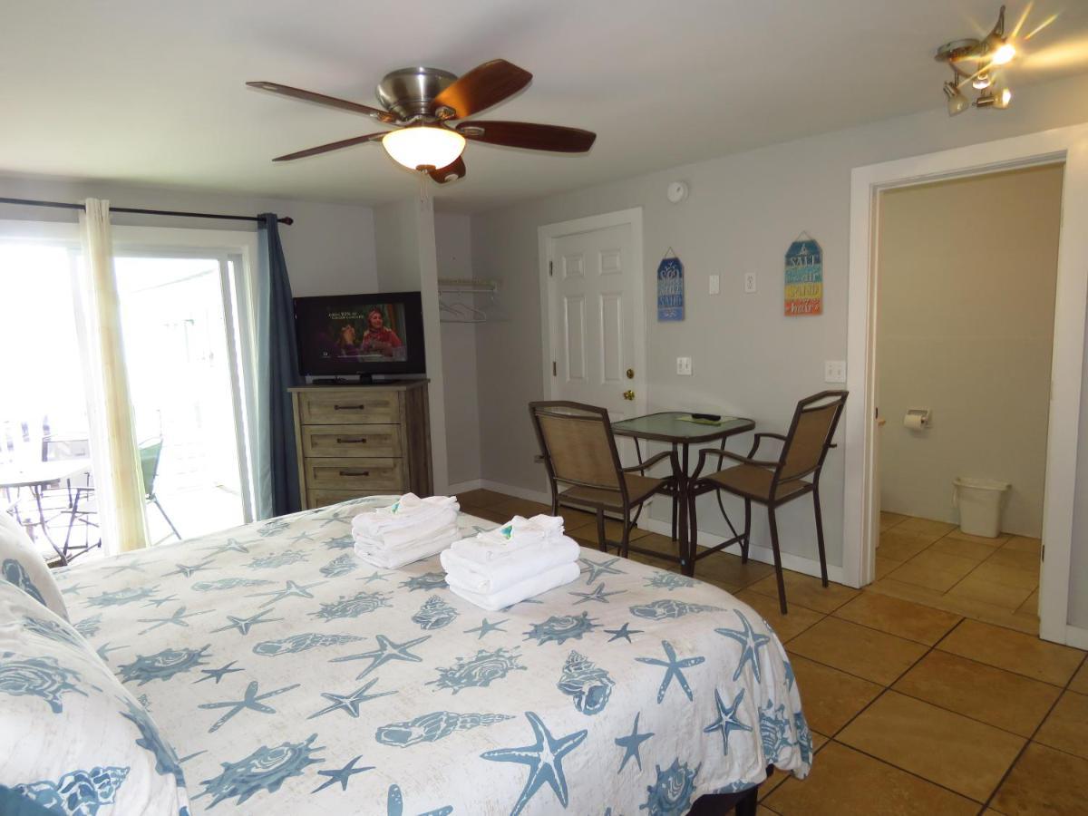 Breakers By The Sea Motel Hampton Exterior photo