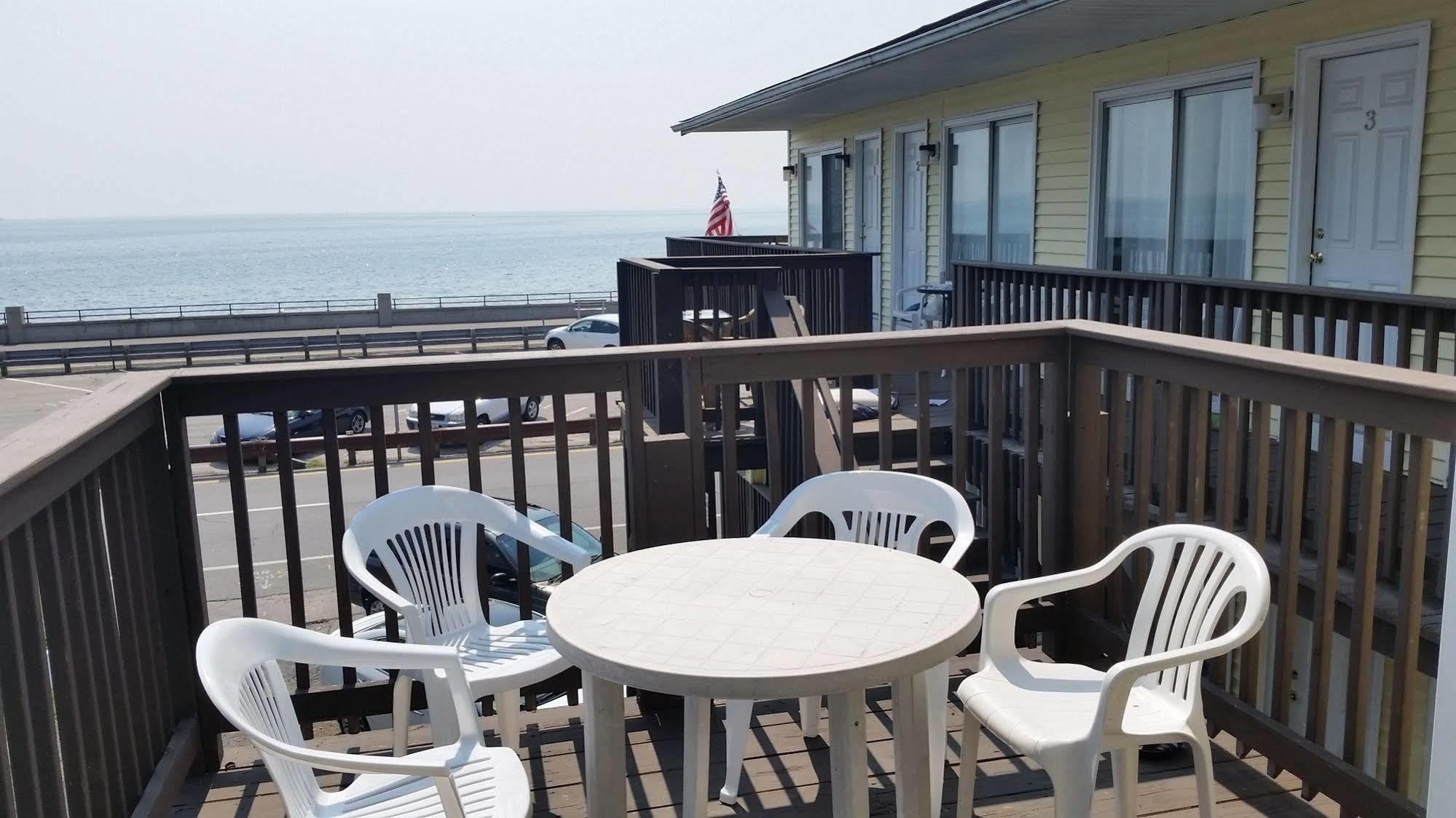 Breakers By The Sea Motel Hampton Exterior photo